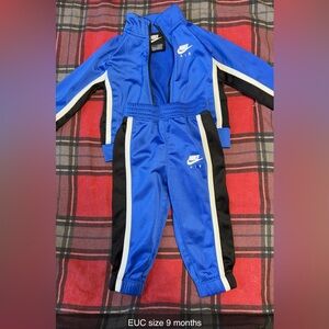 2p Nike suit